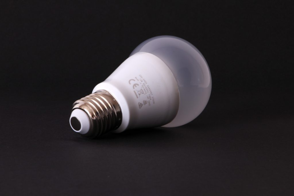 light-white-lamp-pear-lighting-product-670336-pxhere.com